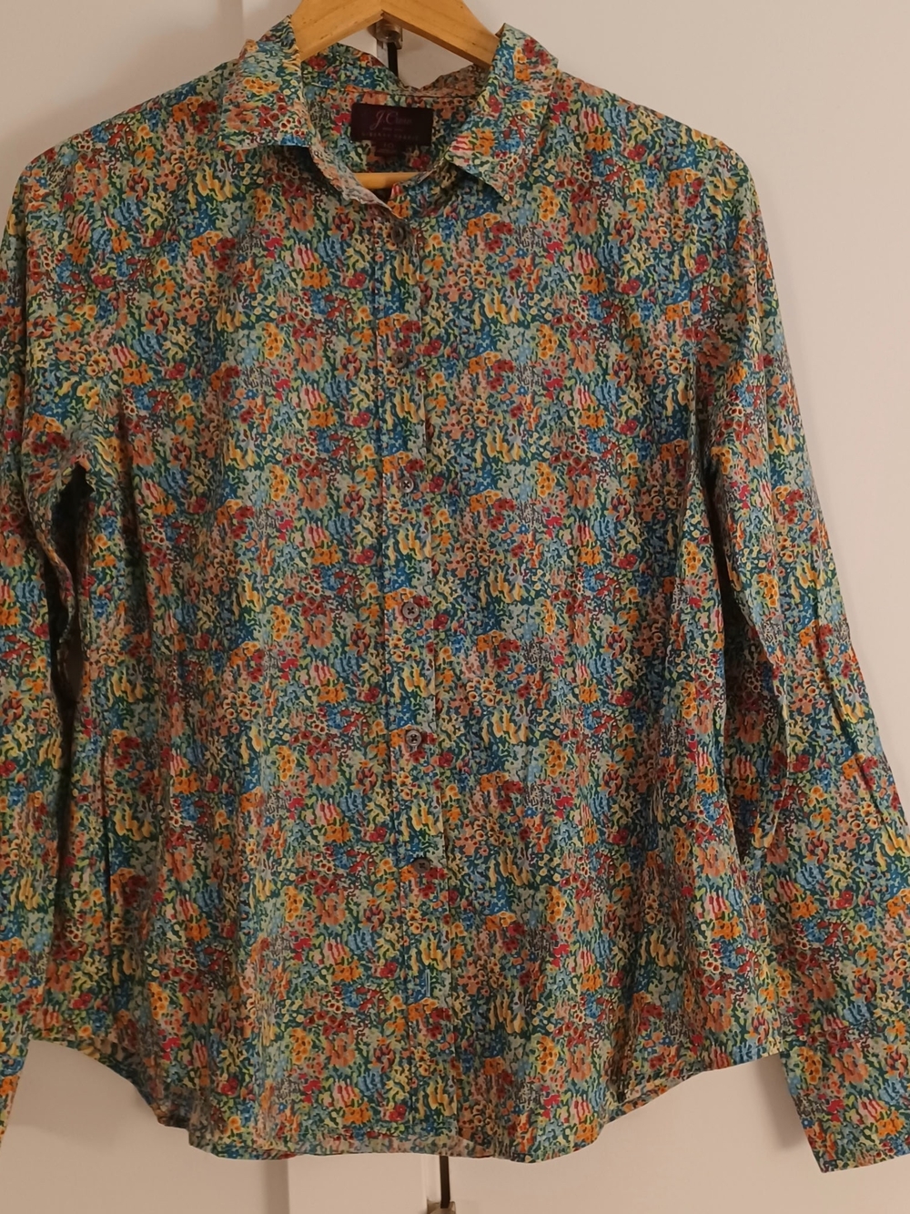 Floral Button-Up Shirt in Multicolor